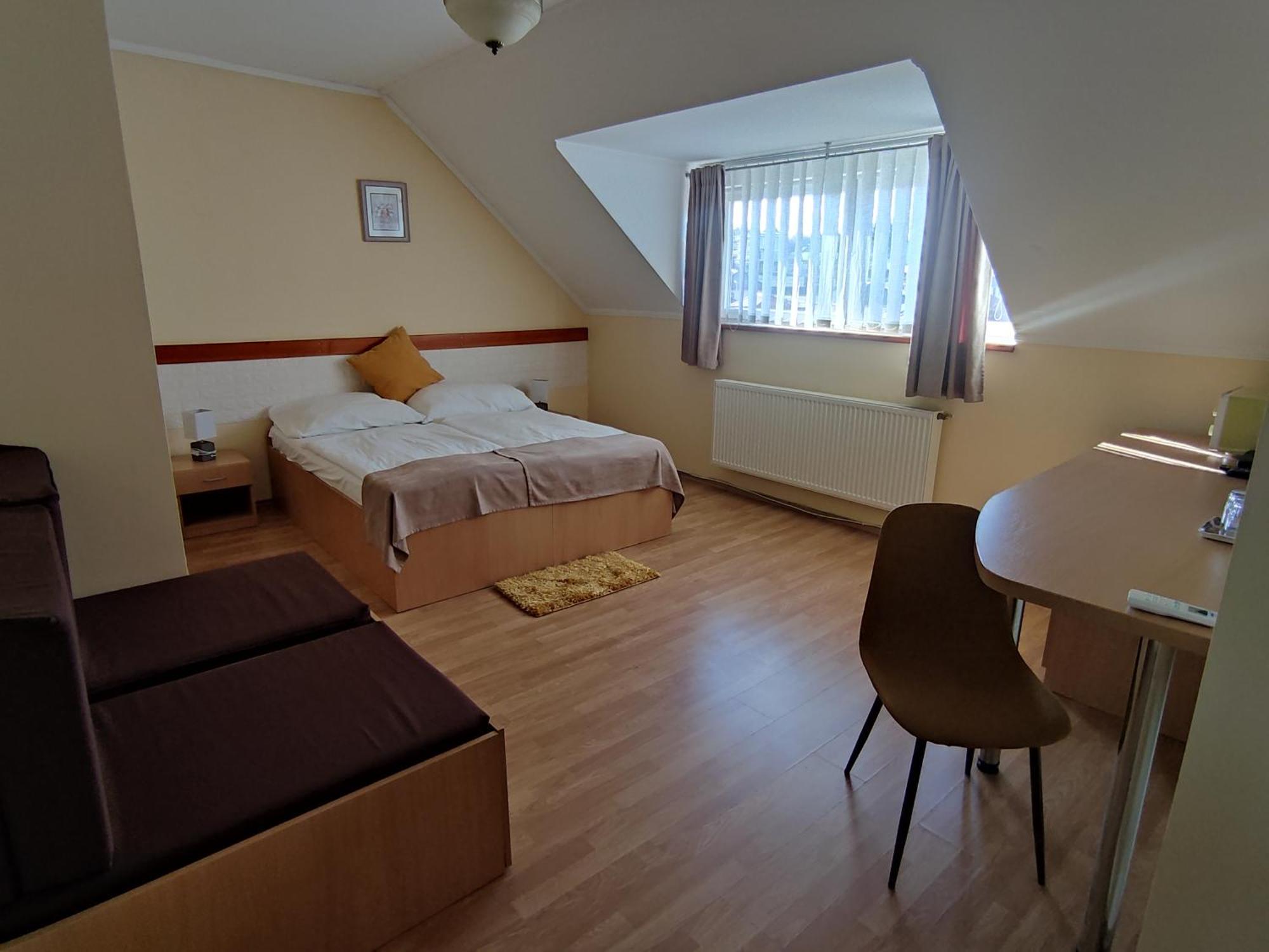 Invest Vendeghaz Bed and Breakfast Eger Rum bild